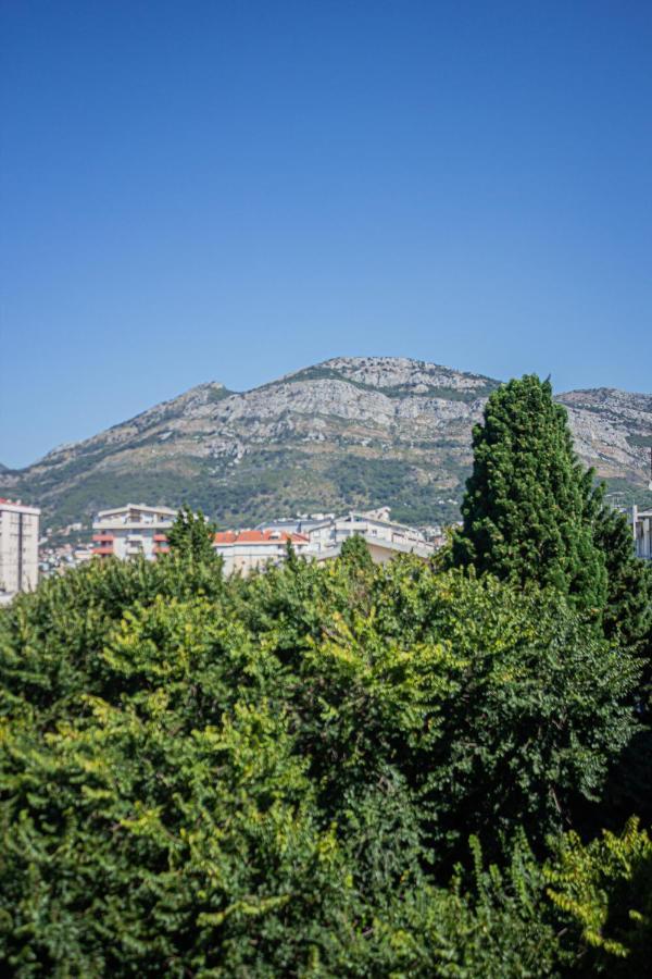 באר Apartment Emili City Center מראה חיצוני תמונה
